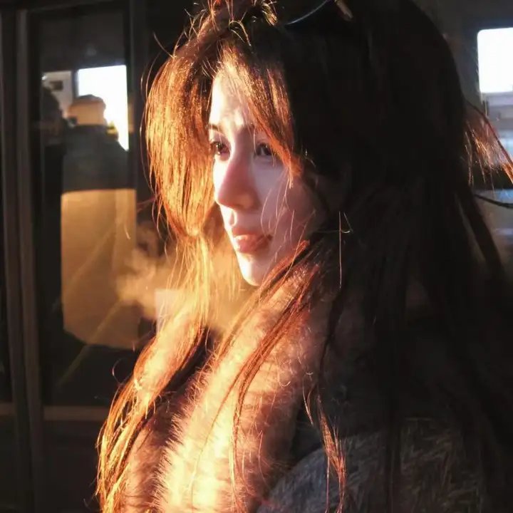 地缚少年花子君